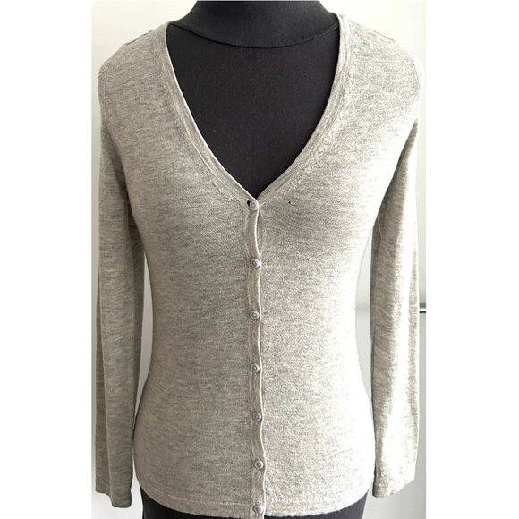 Lord & Taylor V-Neck Light Grey Cashmere Cardigan Sz S - Picture 1 of 8